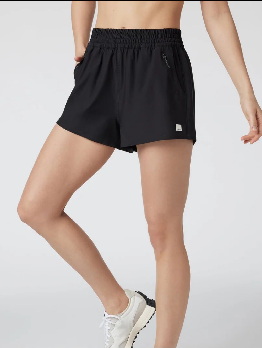 Vuori Black Run Short With Elastic Waist
